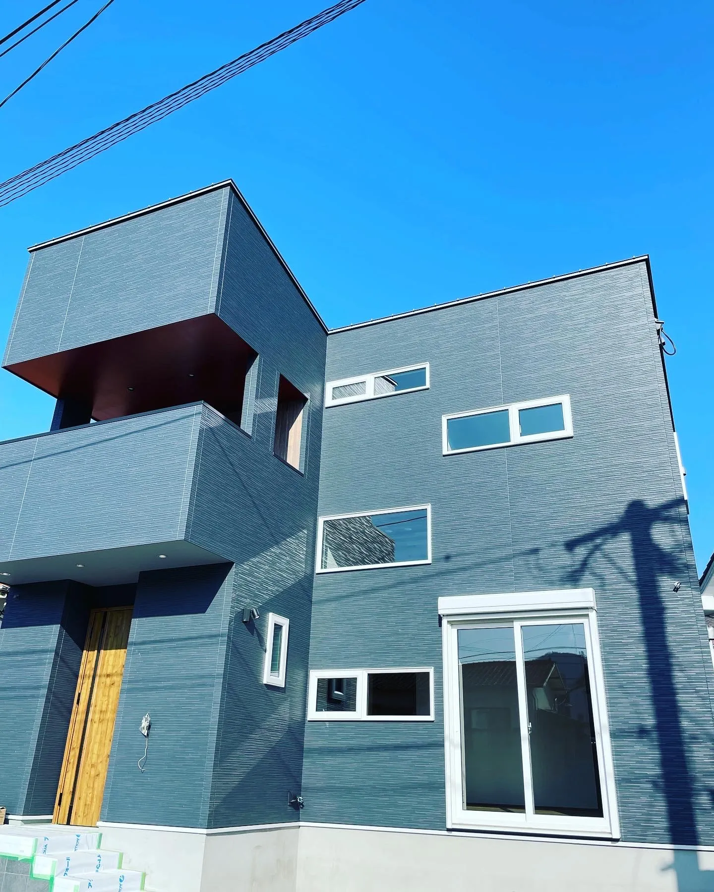 シンプルモダン2階建